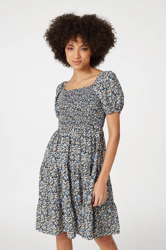Inventory Reduction Ditsy Floral Short Smock Dress