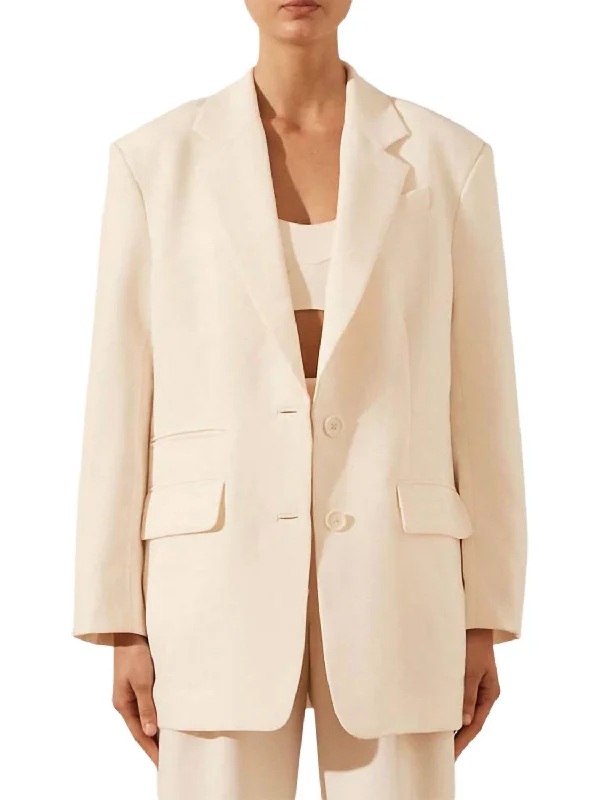 Super Deal Irena Oversized Blazer In Ivory